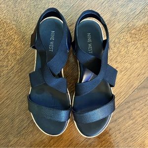 🖤Black platform Sandals High Quality/High Comfort/ High Fashion 🖤